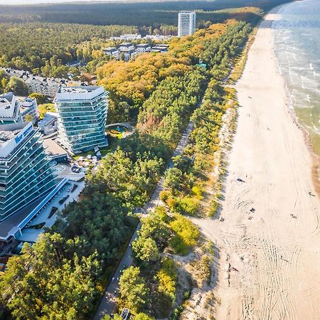 Royal Waves Resort & Spa - Apartment With Parking By Noclegi Renters Miedzyzdroje Ngoại thất bức ảnh